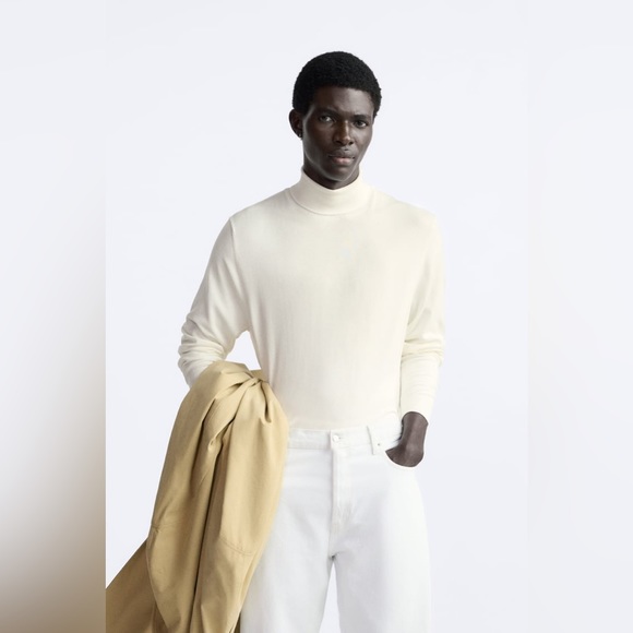 NWT $50- Zara Turtle Neck Sweater - Picture 2 of 10
